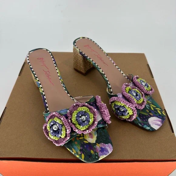 Betsey Johnson Dietrich Bright Multi Floral Pearl Beaded Summer 3" Heel Womens 9 - Picture 2 of 10